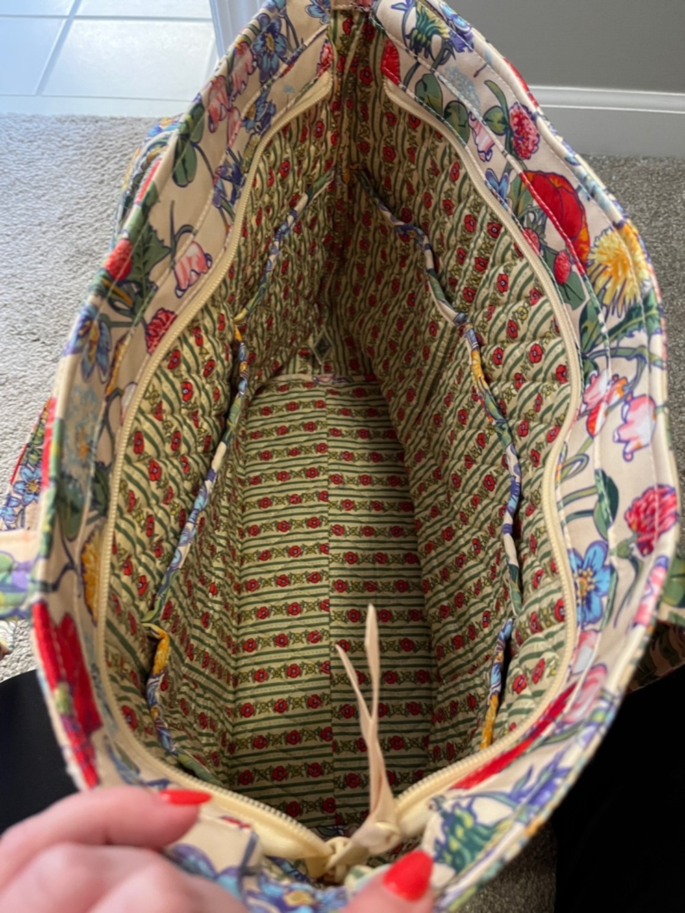 Vera Bradley Floral Quilted Tote & Matching Pouch NWOT Spring Garden Print - Picture 7 of 14